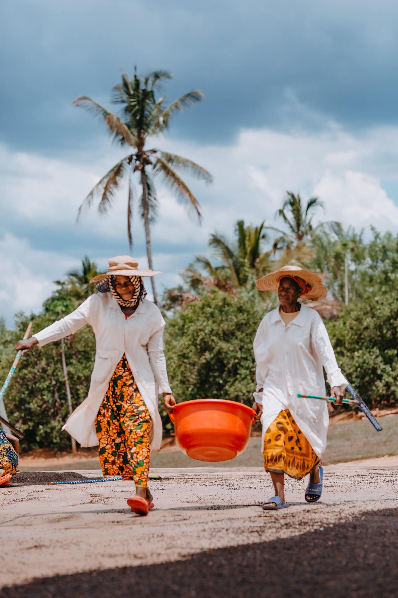 Spice producers supported by Farm Africa in Tanzania. Photo: Kababah Digital Media