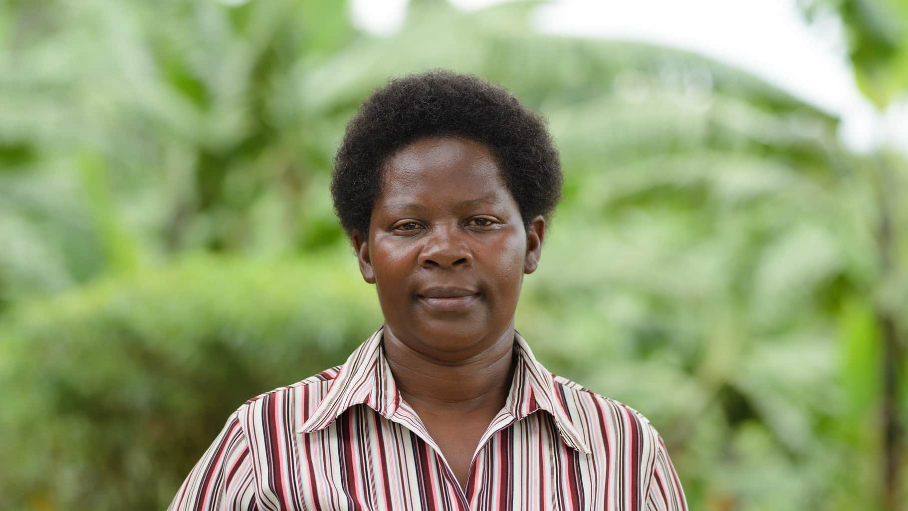 Patience Ninsiima, coffee farmer and treasurer of the Rugyeyo Organic Farmers Cooperative Society, from the Kanungu District in Uganda.
